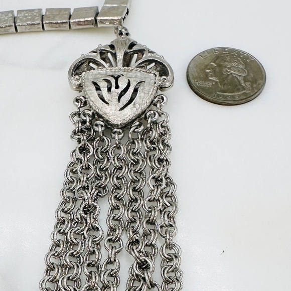 Vintage Necklace with Chain Tassel Y Texture Link Estate Jewelry Statement 1960s - Picture 11 of 14